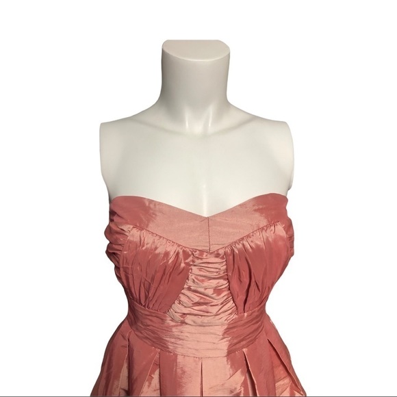 ROMEO & Juliet Couture Nude Pink Bubble Dress Size M Brand New - Picture 2 of 12